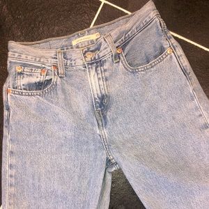 Levi’s size 25